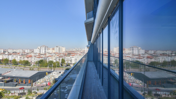 Seven Blue Office Project