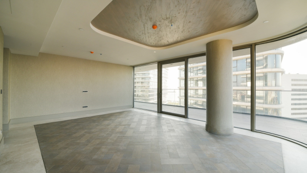 Seven Blue Office Project