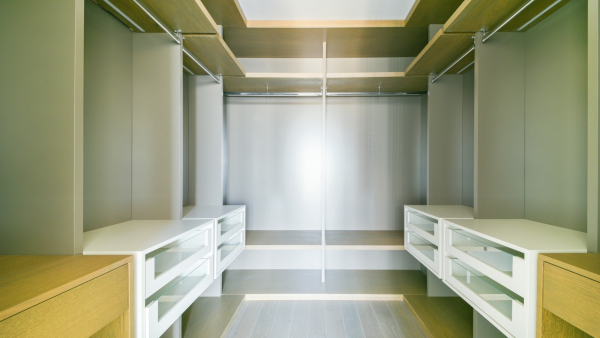 Seven Blue Office Project